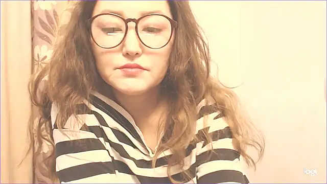 Snapshot of hrnyteacher chatting on December 7, 2024, 5:53 pm hrnyteacher online show from December 7, 2024, 5:53 pm