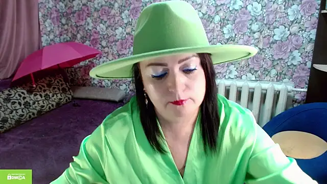 Julia-ru online show from November 13, 2025, 7:57 pm