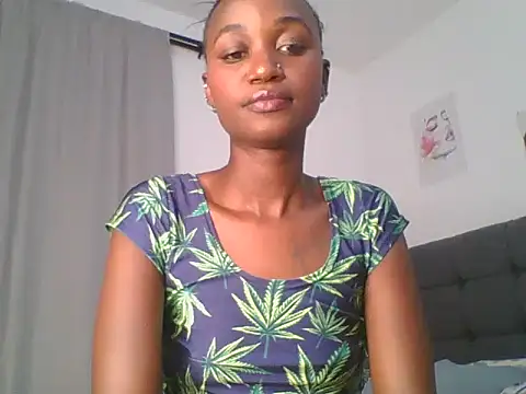 MissLilly1 online show from January 13, 2026, 4:12 pm