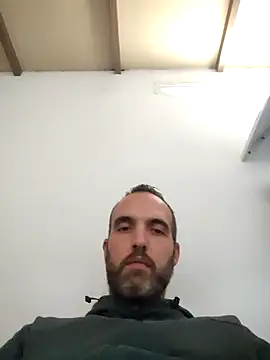 leon3875 online show from March 7, 2025, 3:28 pm