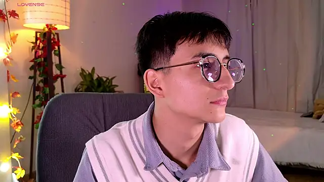 Mr evan1 online show from March 10, 2025, 2:05 pm