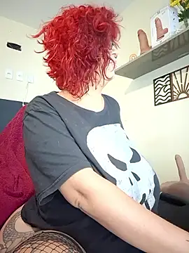 Escarlate4you  online show from June 4, 2026, 10:10 am