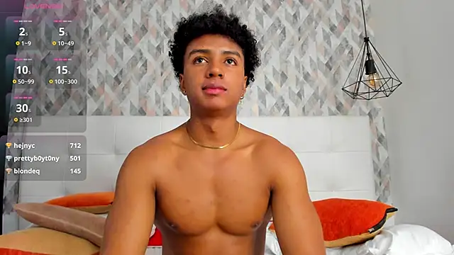 MagnusKing  online show from March 16, 2025, 3:17 pm