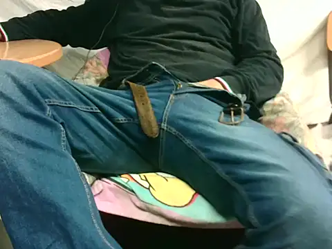 Giulio35 Pika online show from October 13, 2025, 7:36 pm