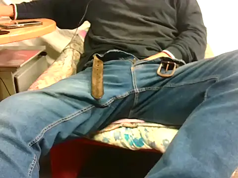 Giulio35 Pika online show from October 28, 2025, 4:09 pm