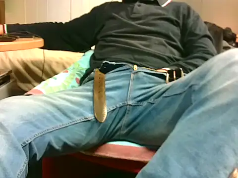 Snapshot of Giulio35_Pika chatting on March 15, 2026, 6:19 am Giulio35 Pika online show from March 15, 2026, 6:19 am