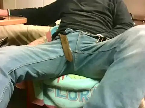 Snapshot of Giulio35_Pika chatting on March 15, 2026, 6:36 pm Giulio35 Pika online show from March 15, 2026, 6:36 pm