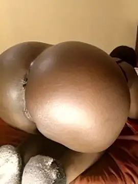 Misskhalifa  online show from February 16, 2026, 12:18 am