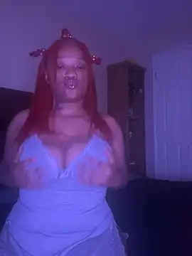 Snapshot of KiDaBrat chatting on February 4, 2025, 7:51 am KiDaBrat online show from February 4, 2025, 7:51 am