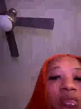 Snapshot of KiDaBrat chatting on November 12, 2025, 8:52 pm KiDaBrat online show from November 12, 2025, 8:52 pm