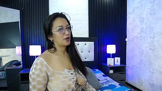 dayana mendoza69 online show from March 6, 2025, 12:41 pm