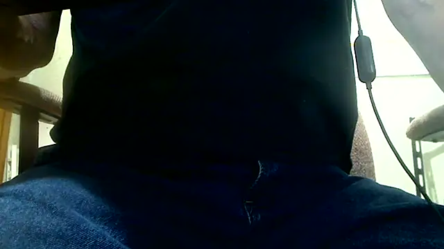 Snapshot of markluvskitty chatting on September 17, 2025, 1:46 pm markluvskitty online show from September 17, 2025, 1:46 pm