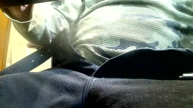 Snapshot of markluvskitty chatting on September 22, 2025, 1:13 pm markluvskitty online show from September 22, 2025, 1:13 pm