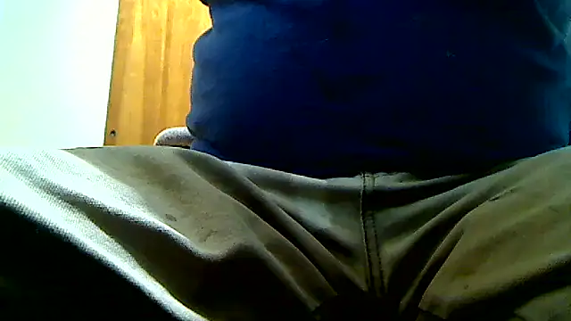 Snapshot of markluvskitty chatting on October 24, 2025, 12:12 pm markluvskitty online show from October 24, 2025, 12:12 pm