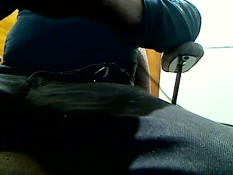 Snapshot of markluvskitty chatting on November 7, 2025, 3:56 pm markluvskitty online show from November 7, 2025, 3:56 pm