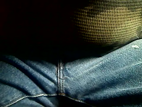 Snapshot of markluvskitty chatting on February 19, 2026, 2:24 pm markluvskitty online show from February 19, 2026, 2:24 pm