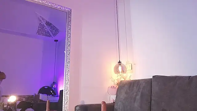 Snapshot of Isabella_francoo chatting on March 20, 2026, 11:48 am Isabella francoo online show from March 20, 2026, 11:48 am