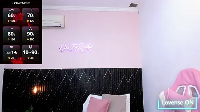 chanel brunette online show from October 27, 2025, 7:07 pm