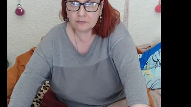 PlayfullMature online show from November 3, 2025, 4:47 am