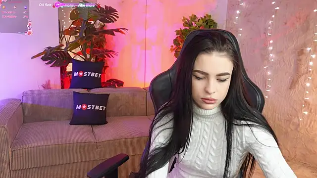 Tina Breeze online show from December 6, 2024, 7:43 am