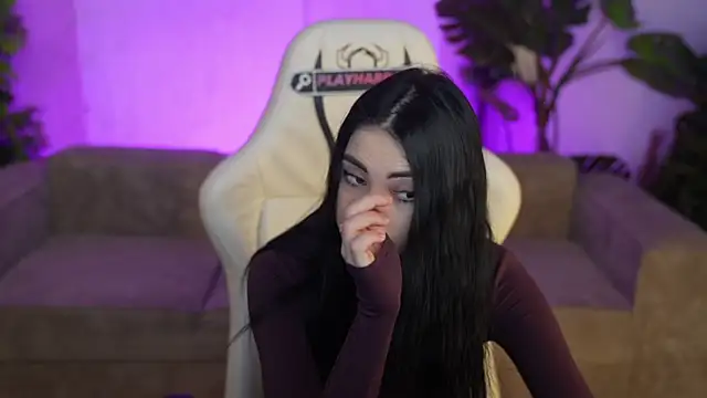 Tina Breeze online show from January 14, 2026, 9:04 am