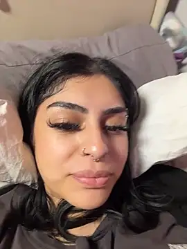 ThickerThanYoBitch online show from October 14, 2025, 2:18 pm