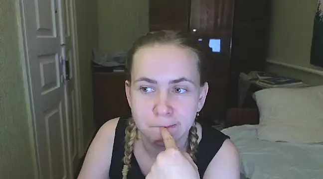 Riley Roo online show from February 23, 2025, 8:44 pm