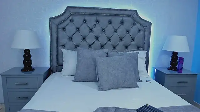 Snapshot of VictoriaHiills chatting on September 25, 2025, 7:28 pm VictoriaHiills online show from September 25, 2025, 7:28 pm