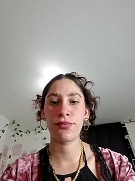 Snapshot of IsaBaileys_ chatting on June 5, 2026, 2:29 am IsaBaileys online show from June 5, 2026, 2:29 am