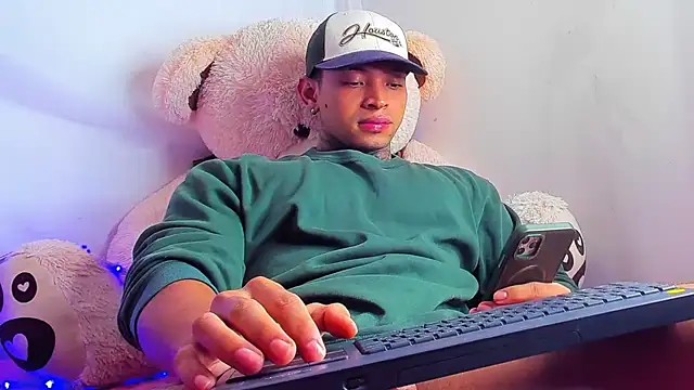 Stiven collins online show from January 9, 2026, 8:39 am