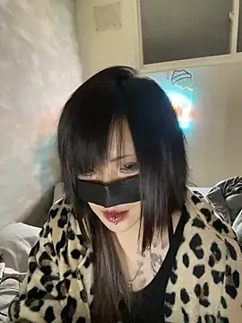 miyabi room online show from November 9, 2025, 12:14 pm