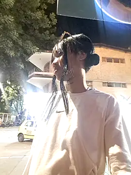 Snapshot of Honey-420- chatting on November 1, 2025, 11:51 pm Honey-420- online show from November 1, 2025, 11:51 pm