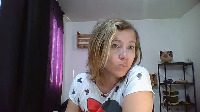 charlott ponce online show from December 18, 2024, 6:25 pm