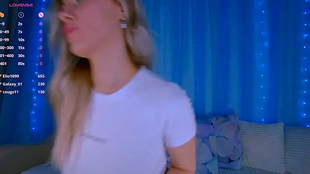 Nika Bloom online show from March 4, 2025, 10:35 am