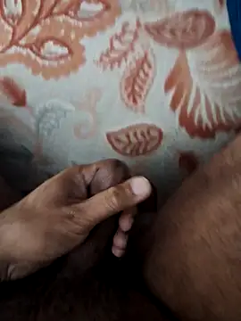 bobyyboyy1 online show from November 23, 2025, 4:12 am