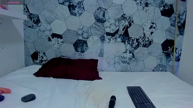 Mikasa Horny online show from September 25, 2025, 12:42 pm