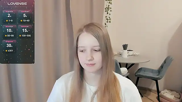 Snapshot of Alyaley chatting on November 4, 2025, 3:11 pm Alyaley online show from November 4, 2025, 3:11 pm