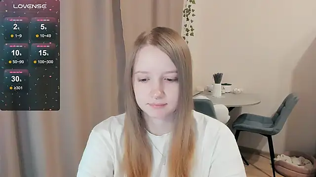 Snapshot of Alyaley chatting on November 8, 2025, 10:37 am Alyaley online show from November 8, 2025, 10:37 am