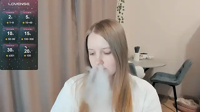 Snapshot of Alyaley chatting on November 19, 2025, 6:24 am Alyaley online show from November 19, 2025, 6:24 am