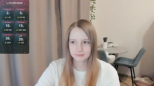 Snapshot of Alyaley chatting on November 21, 2025, 6:50 pm Alyaley online show from November 21, 2025, 6:50 pm