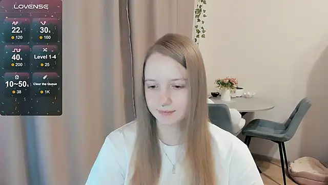 Snapshot of Alyaley chatting on December 17, 2025, 1:17 pm Alyaley online show from December 17, 2025, 1:17 pm