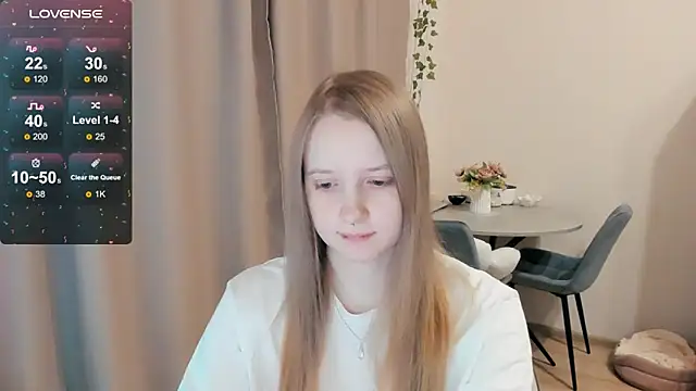 Snapshot of Alyaley chatting on December 19, 2025, 4:47 pm Alyaley online show from December 19, 2025, 4:47 pm