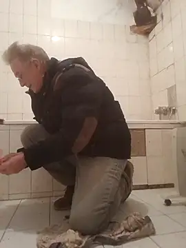 Snapshot of 60philippe chatting on February 15, 2025, 3:28 pm 60philippe online show from February 15, 2025, 3:28 pm