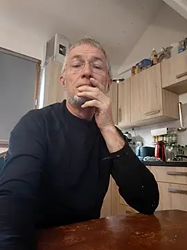 Snapshot of 60philippe chatting on October 5, 2025, 10:02 am 60philippe online show from October 5, 2025, 10:02 am