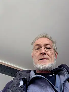 Snapshot of 60philippe chatting on February 7, 2026, 9:24 am 60philippe online show from February 7, 2026, 9:24 am