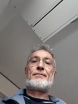 Snapshot of 60philippe chatting on February 19, 2026, 10:11 am 60philippe online show from February 19, 2026, 10:11 am