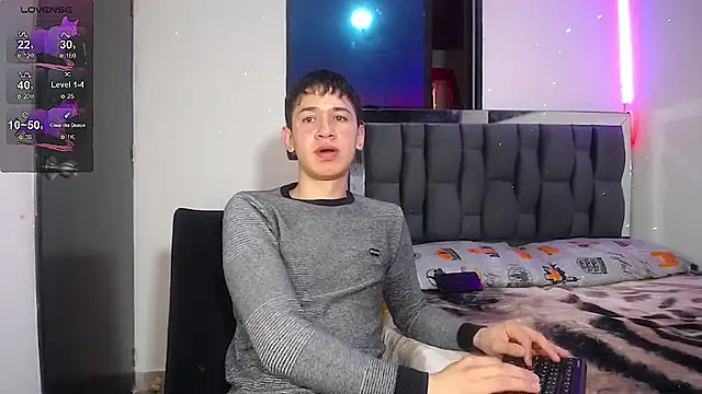 Mr daren  online show from March 3, 2025, 5:07 pm