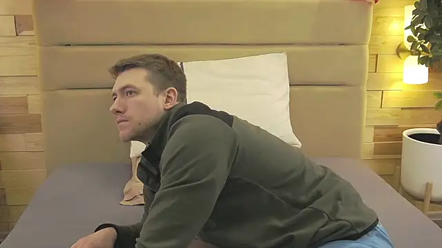 EthanPinkman online show from February 13, 2026, 4:30 am