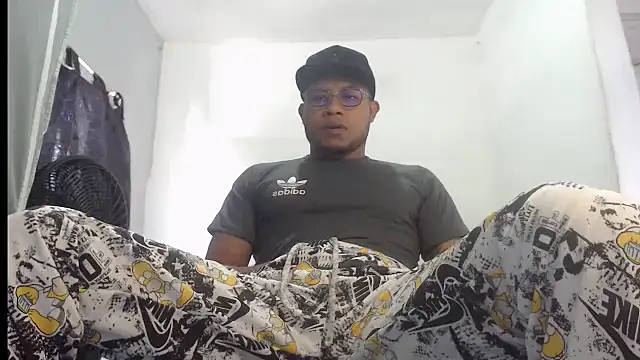 grandominantex1 online show from October 18, 2025, 7:47 pm