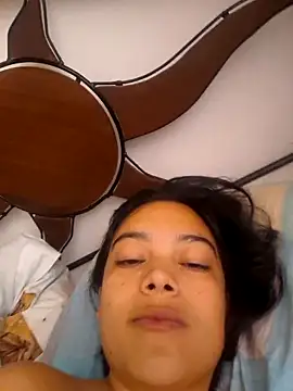 Snapshot of littlemelii chatting on February 13, 2026, 6:59 pm littlemelii online show from February 13, 2026, 6:59 pm